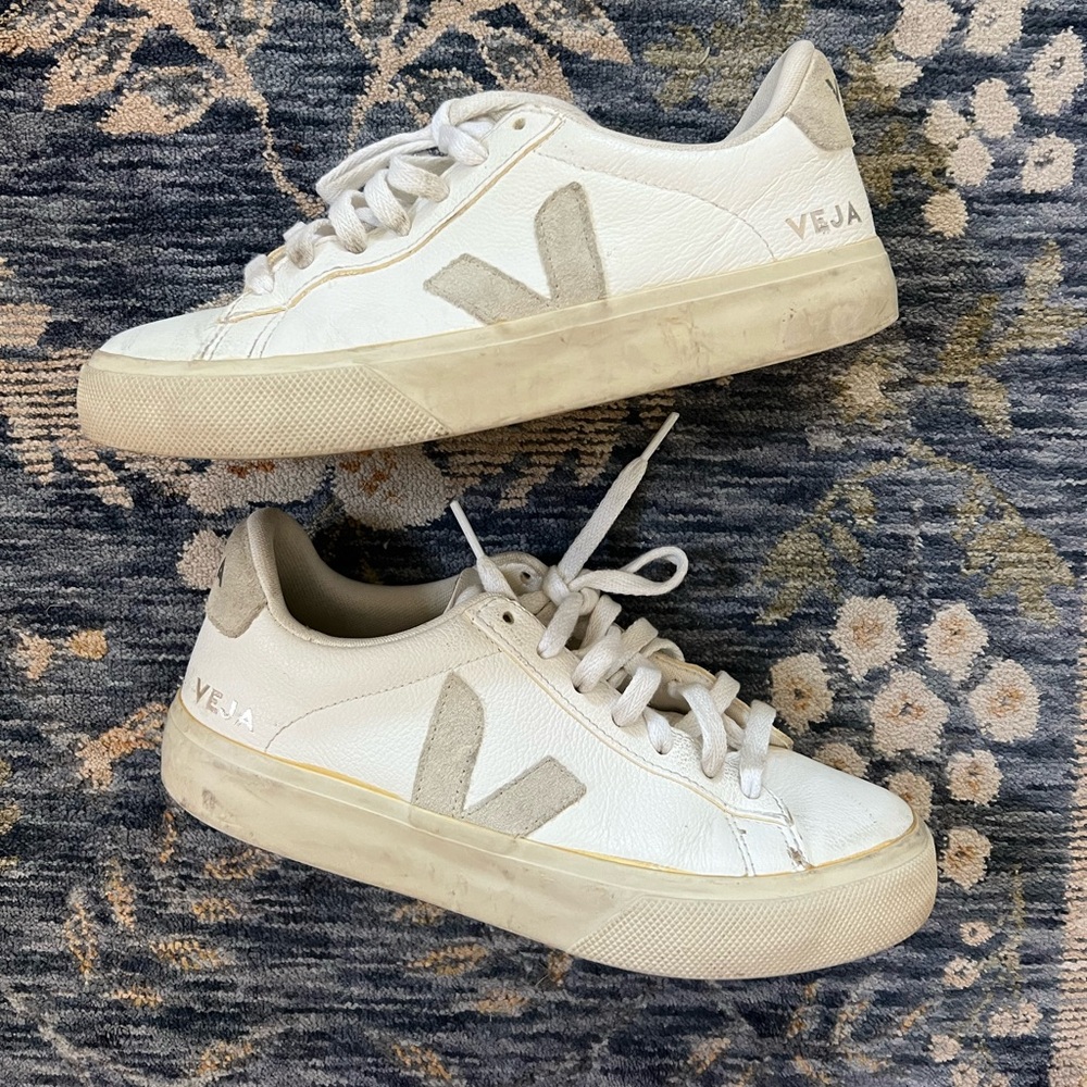 Veja Sneakers